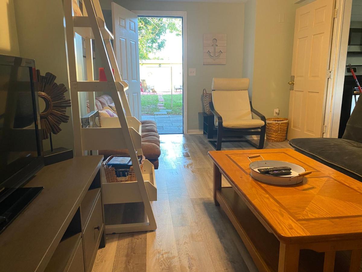 3 Bedroom House Fenced Backyard Private Patio Areas Grill Firepit Plenty Parking! Quick Access 10 Min To Beach Airport Delray West Palm Lake Worth Beach Εξωτερικό φωτογραφία